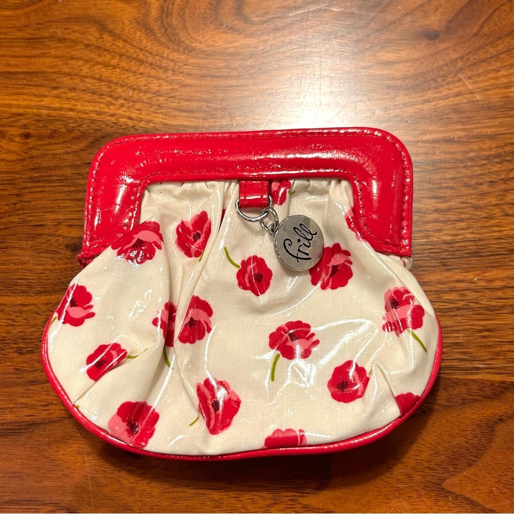 Vera Bradley Frill Magnetic Snap Coin Purse